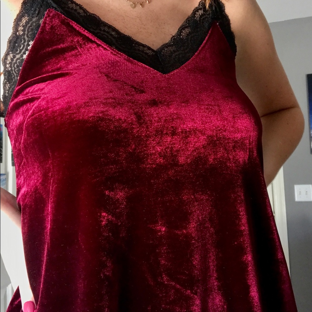 VELVET LACE TANK